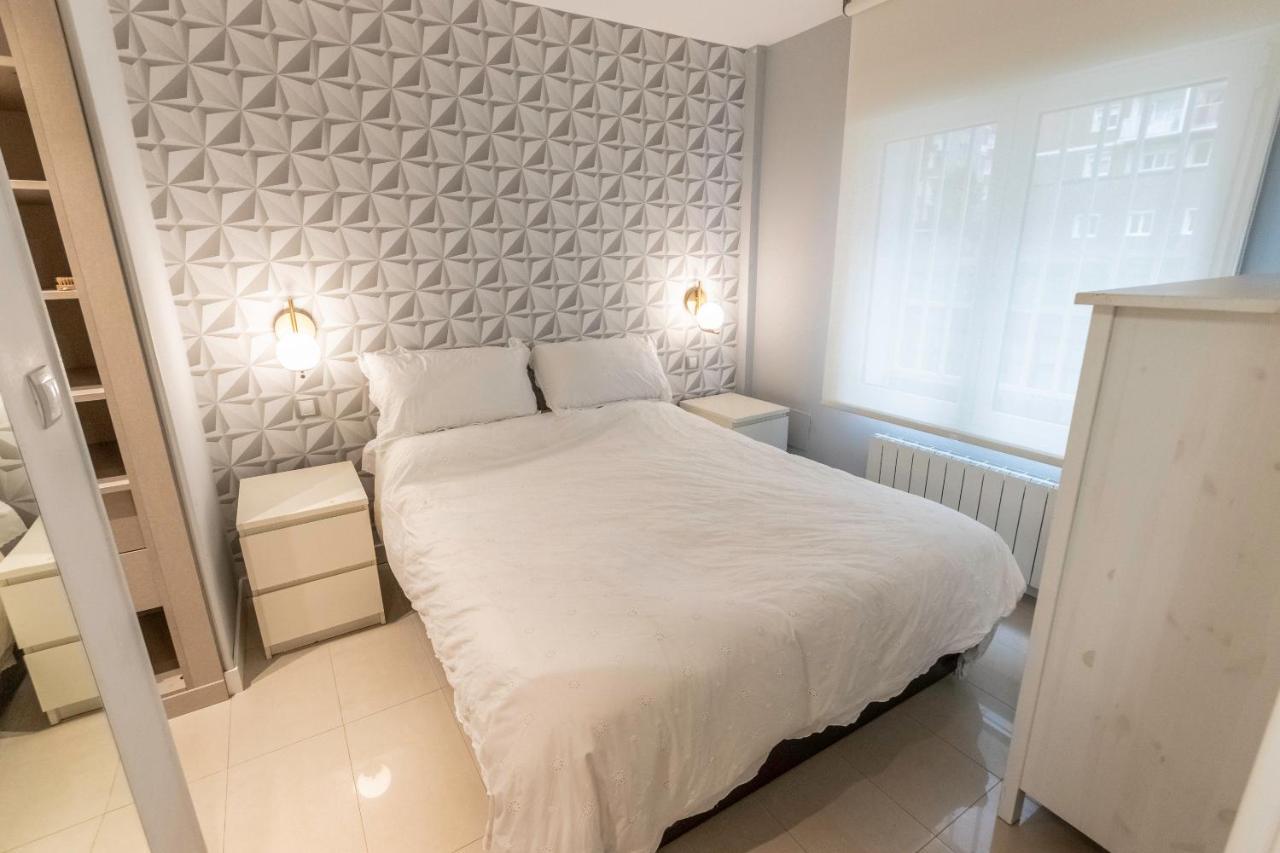 Apartament Apartamento En Centro De Bilbao, Deusto Zewnętrze zdjęcie